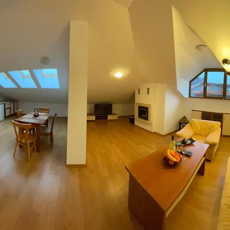 Апартамент Two Bedroom Flat In Magernitsa *