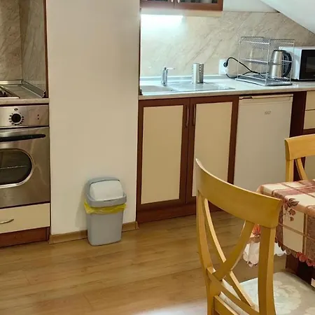 Two Bedroom Flat In Magernitsa Апартамент Банско