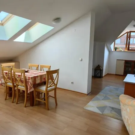 Two Bedroom Flat In Magernitsa *