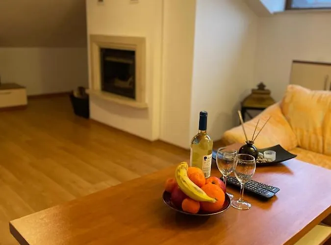 Two Bedroom Flat In Magernitsa *