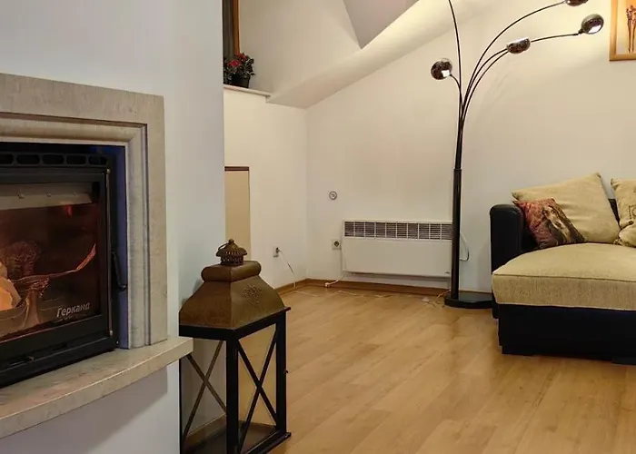 Two Bedroom Flat In Magernitsa Apartament